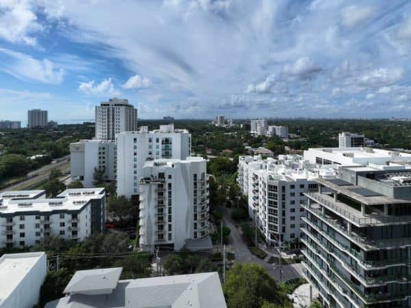 07-Domus-Brickell-South-View